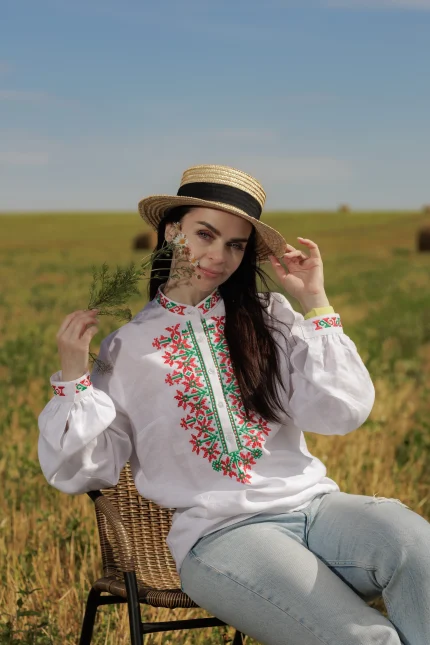 Блуза женская сувенирная с вышивкой "Орнамент №1"
